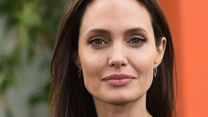 Celebrity With Heterochromia Iridium | Angelina Jolie