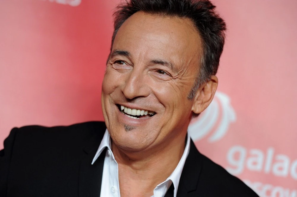 Celebrities Have Dentures | Bruce Springsteen